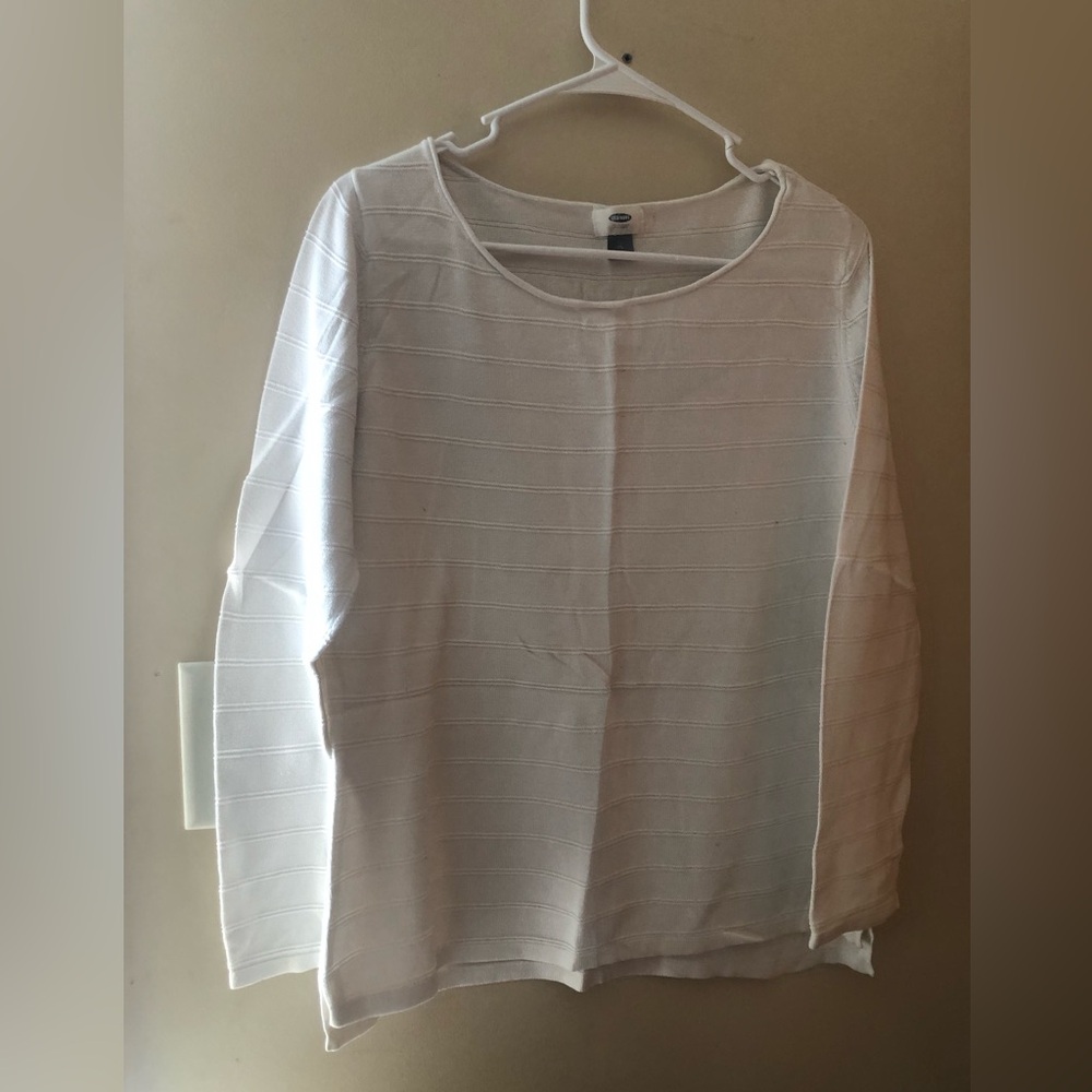 Old Navy White Sweater Size XL